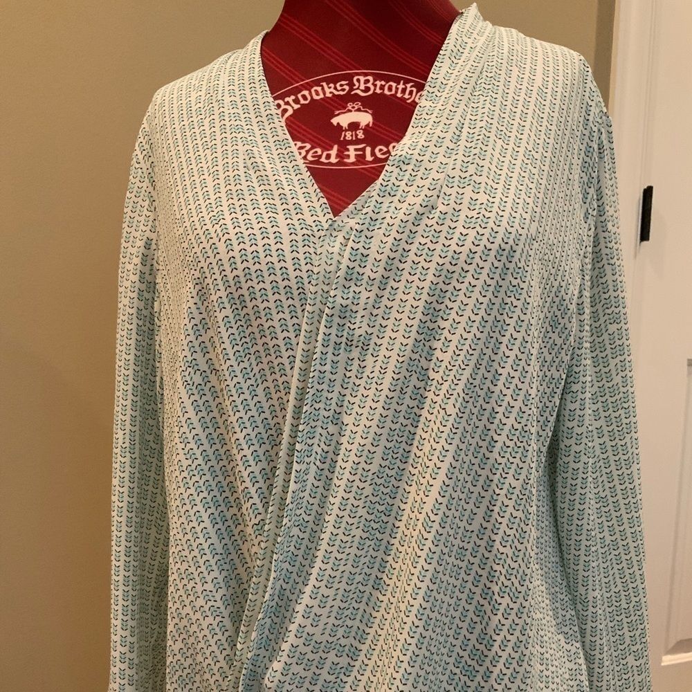 Loft white wrapped top with blue design size M